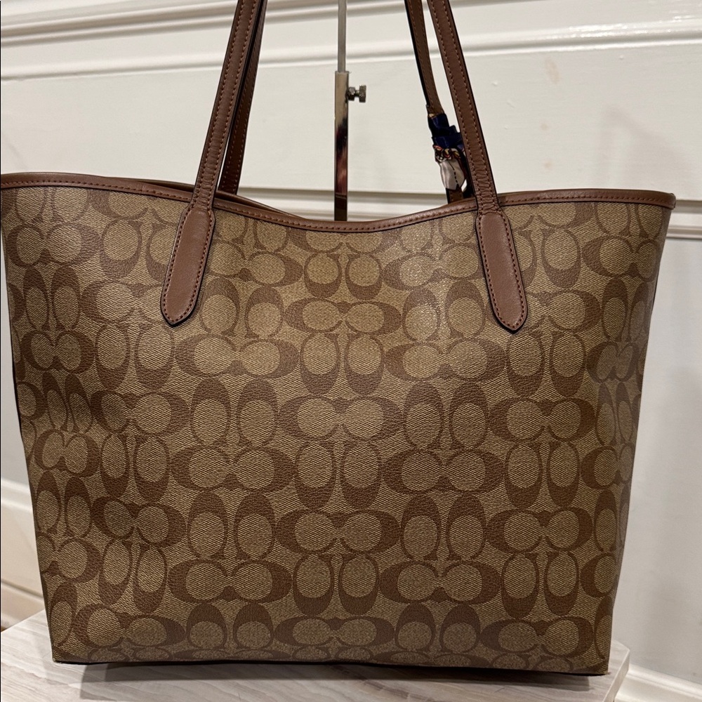 Coach Tote Signature Brown City Tote Large Bag - Picture 8 of 17